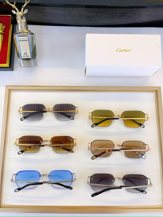 Picture of Cartier Sunglasses _SKUfw80914839fw